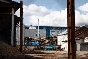 construction waste removal dubai